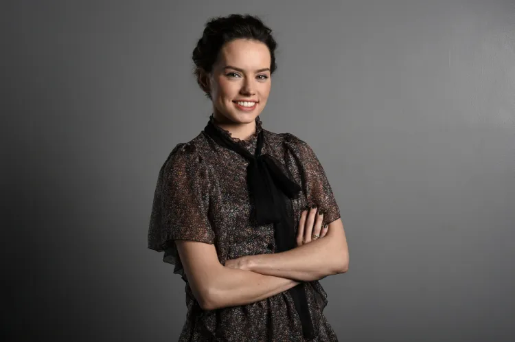 Image of Daisy Ridley, the acclaimed actress, showcasing her versatile career in various roles, from Star Wars to other critically acclaimed films, with poise and grace.